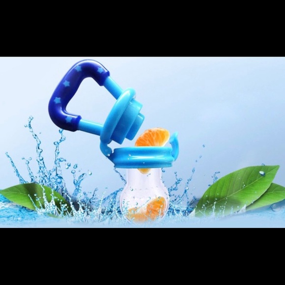 ❤️2 for $20❤️Teething baby fruit/veggie feeder - Picture 2 of 3